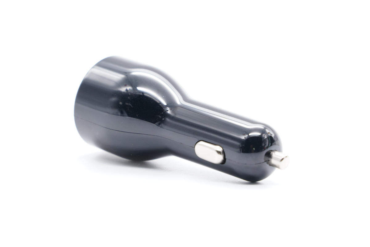 拆解报告:INSIGNIA影雅双A口24W车充NS-MCC24W2K-充电头网