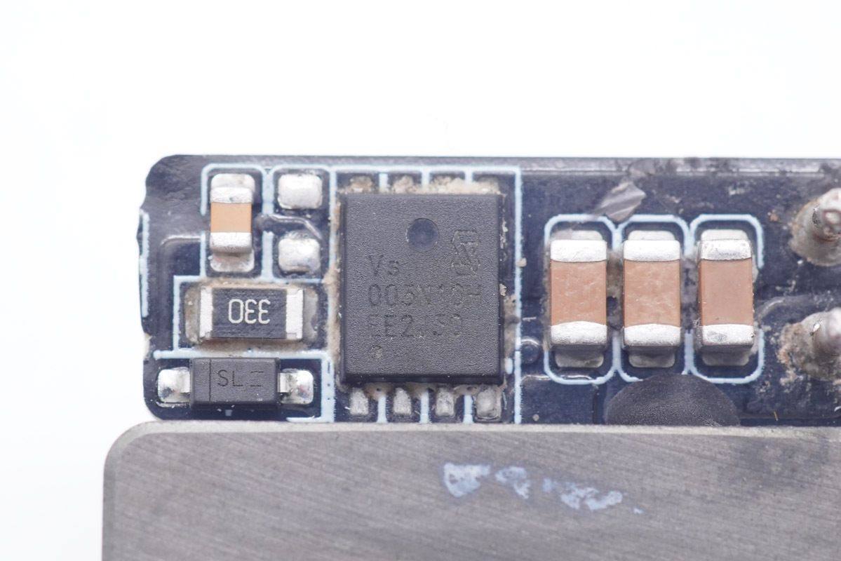 拆解报告：Redmi Note 11 Pro+标配120W 快充充电器MDY-12-ED-充电头网