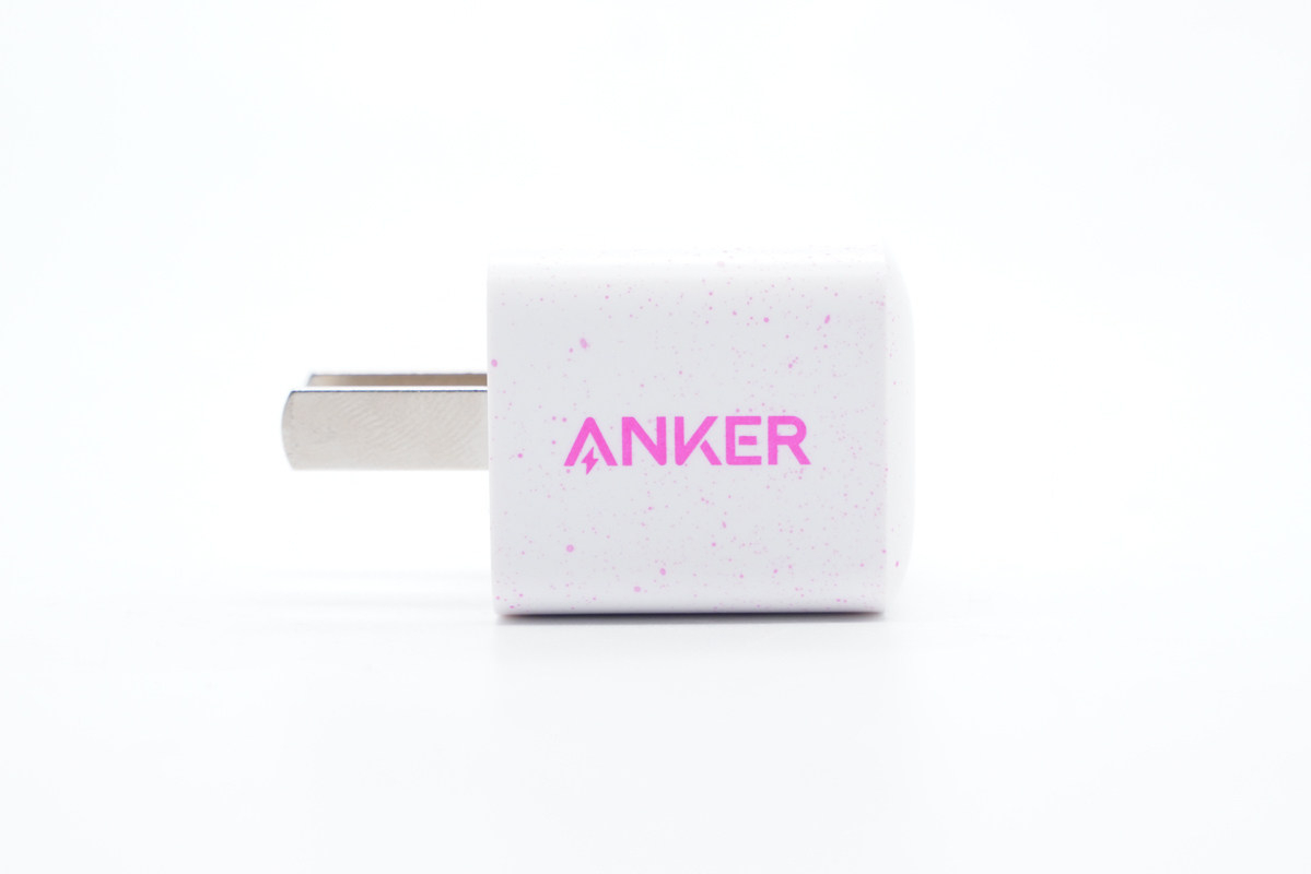 拆解报告：ANKER安克迷你30W氮化镓充电器（英雄联盟版）-充电头网