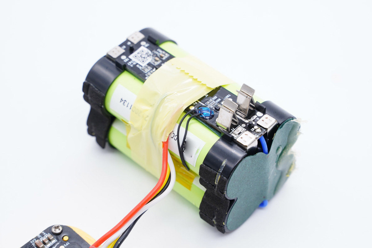 拆解报告：Ninebot九号电动极速充气宝PJ32CQB-充电头网