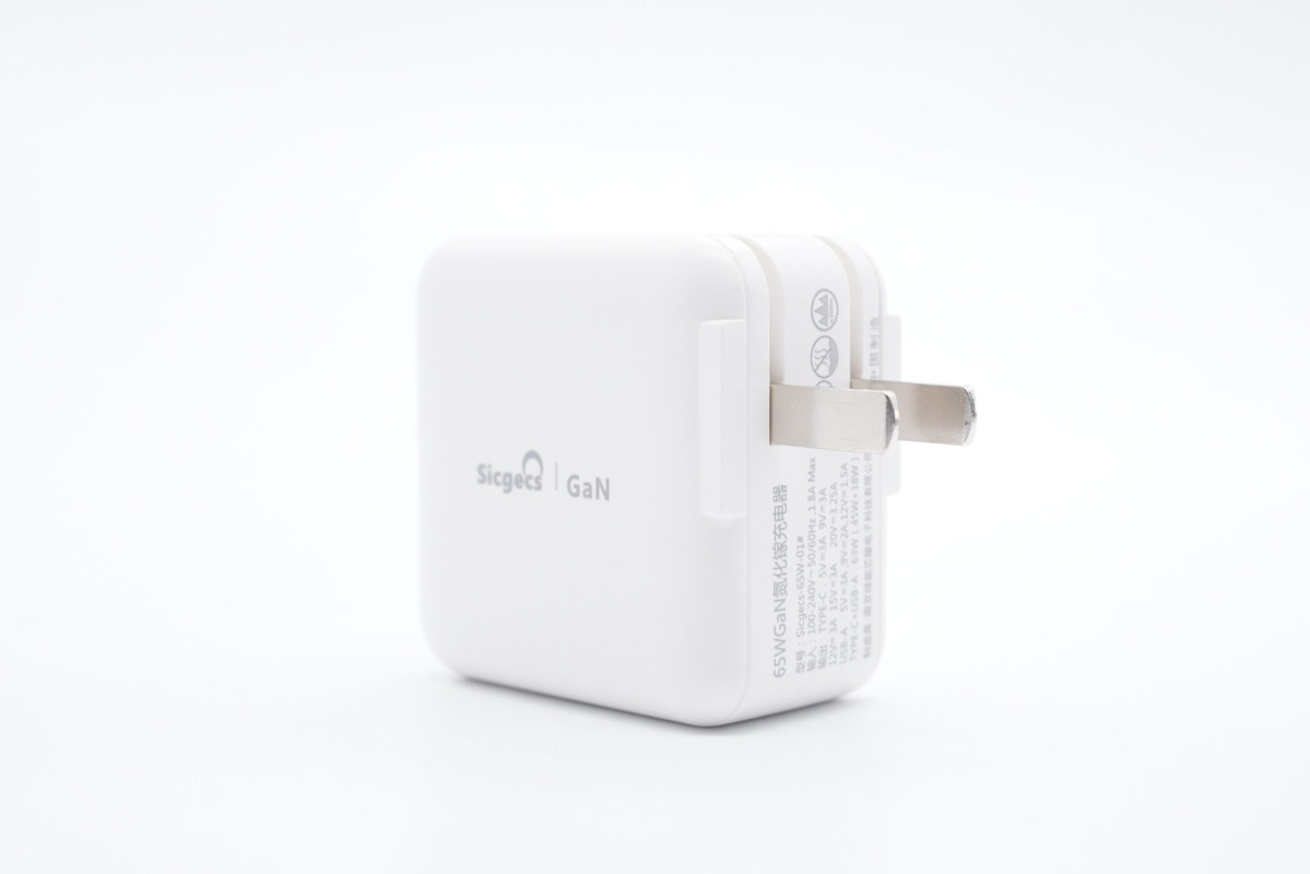 拆解报告:Sicgecs 65W 1A1C氮化镓超级闪充-充电头网