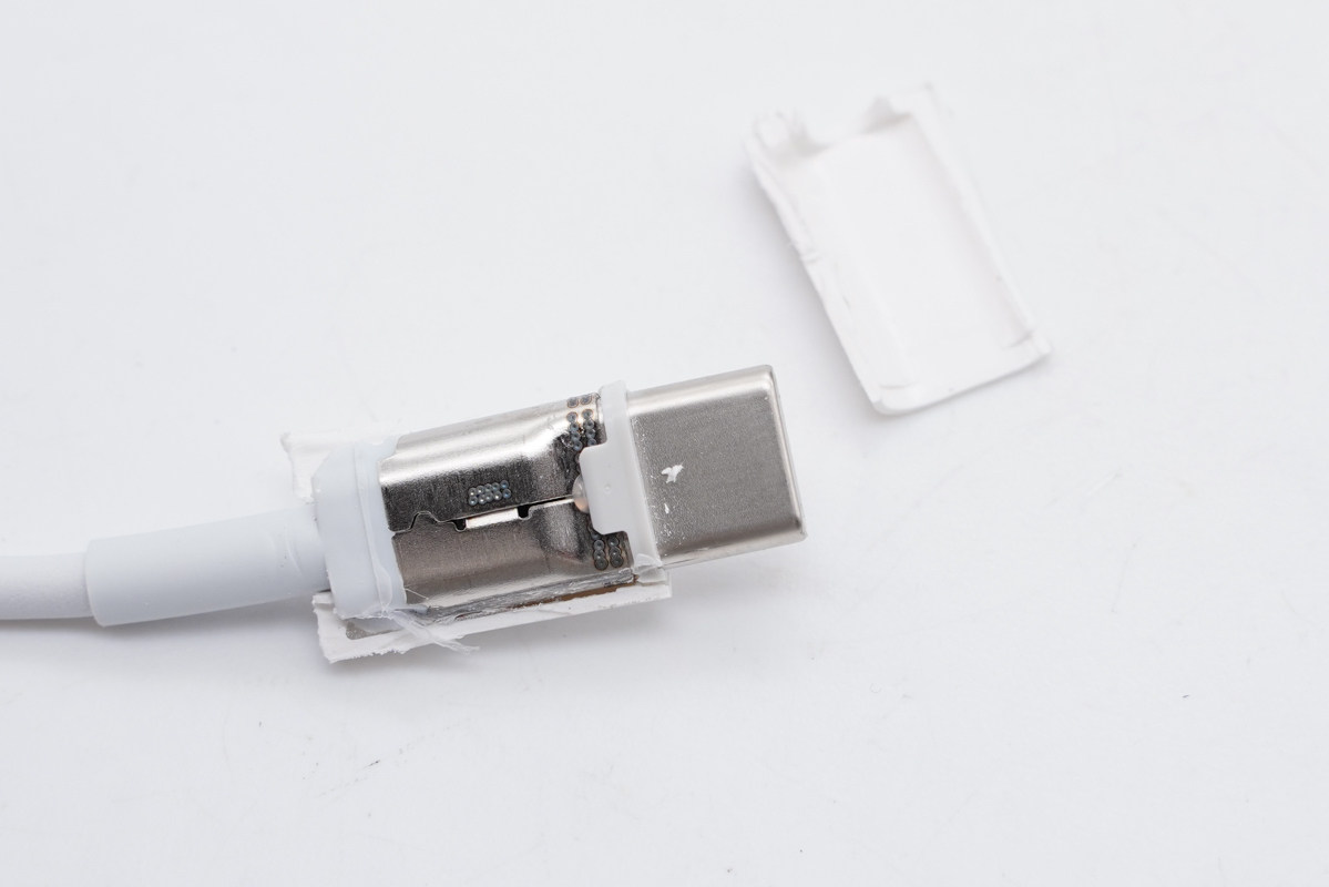 拆解报告：Apple苹果新版C94 USB-C to Lightning线-充电头网