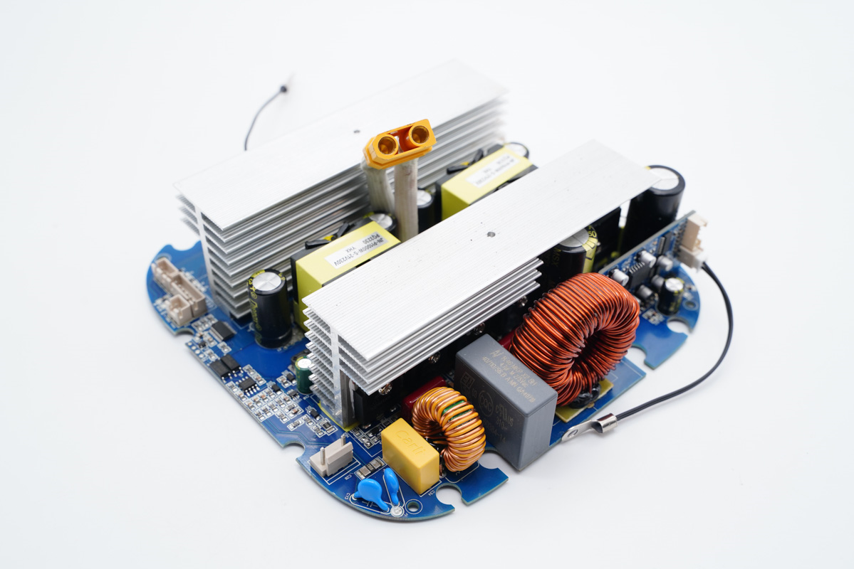 sunbet推出户外电源专用逆变桥，大幅缩减PCB尺寸-充电头网
