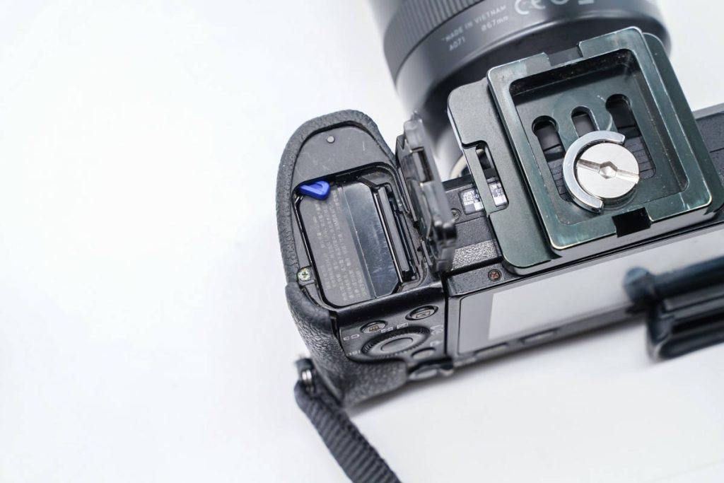 老法师的心头好，Sony 相机外接电池体验-充电头网