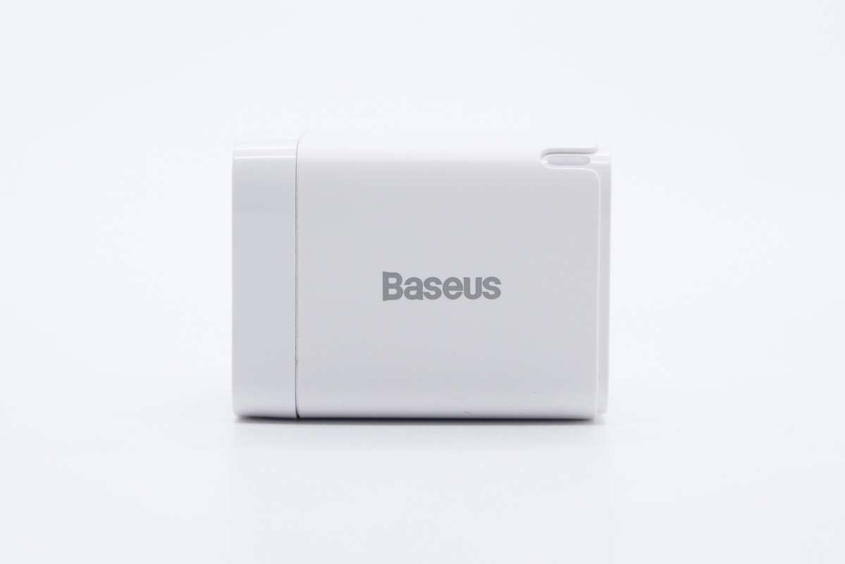 拆解报告：Baseus倍思30W氮化镓充电器CCGAN30CC-充电头网