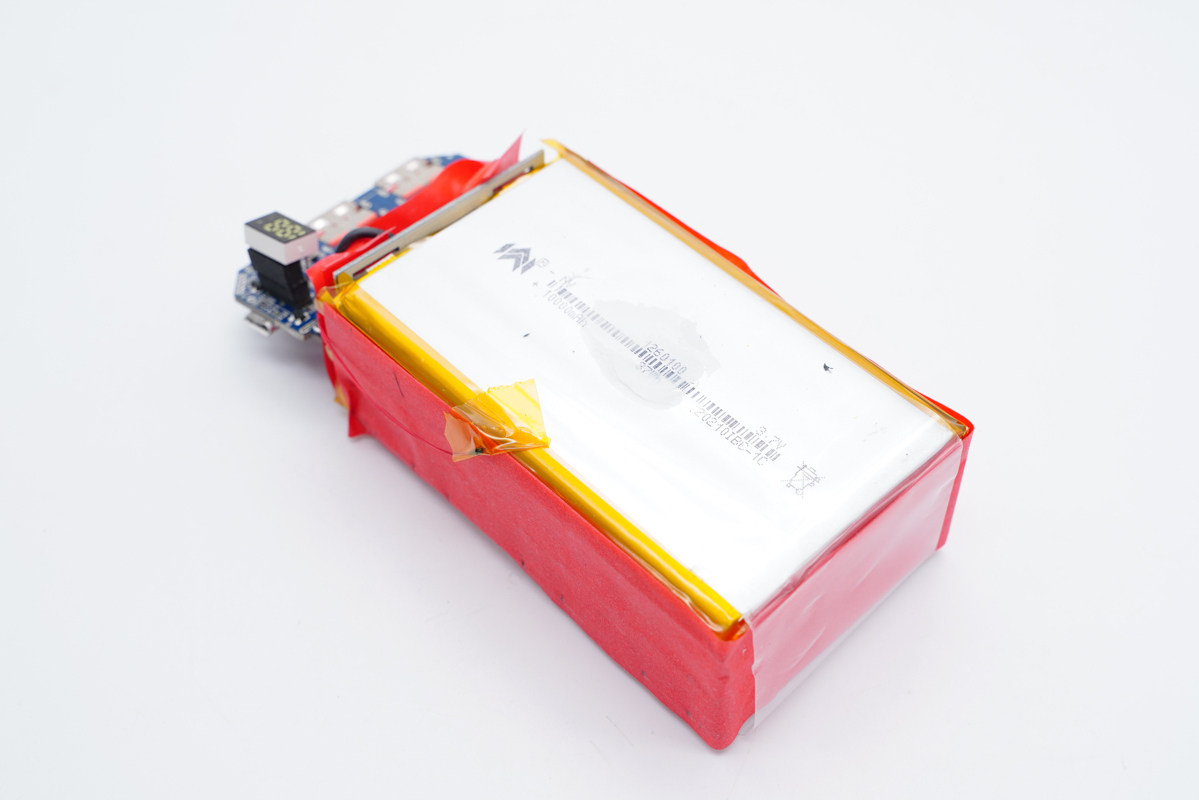拆解报告:MOVESPEED移速30000mAh 65W笔记本移动电源YSPBK30-65H-充电头网