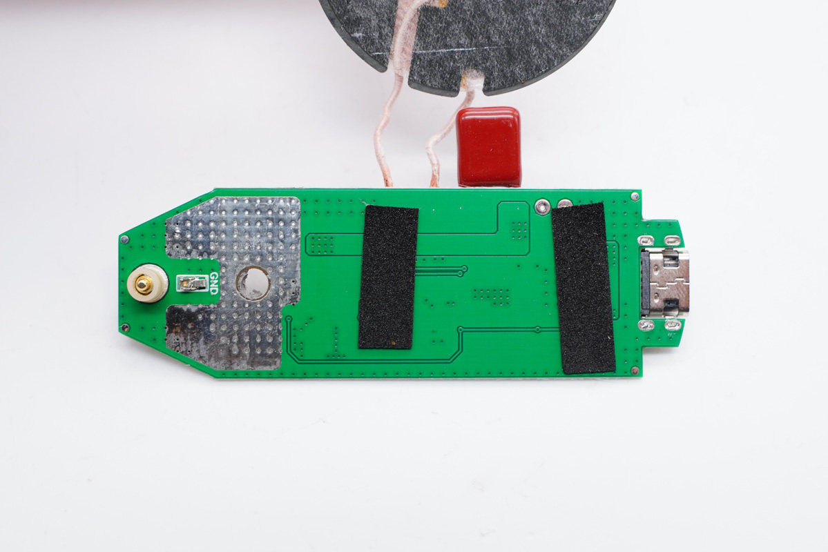 拆解报告：TODO三合一磁吸无线充电器CR-025-充电头网