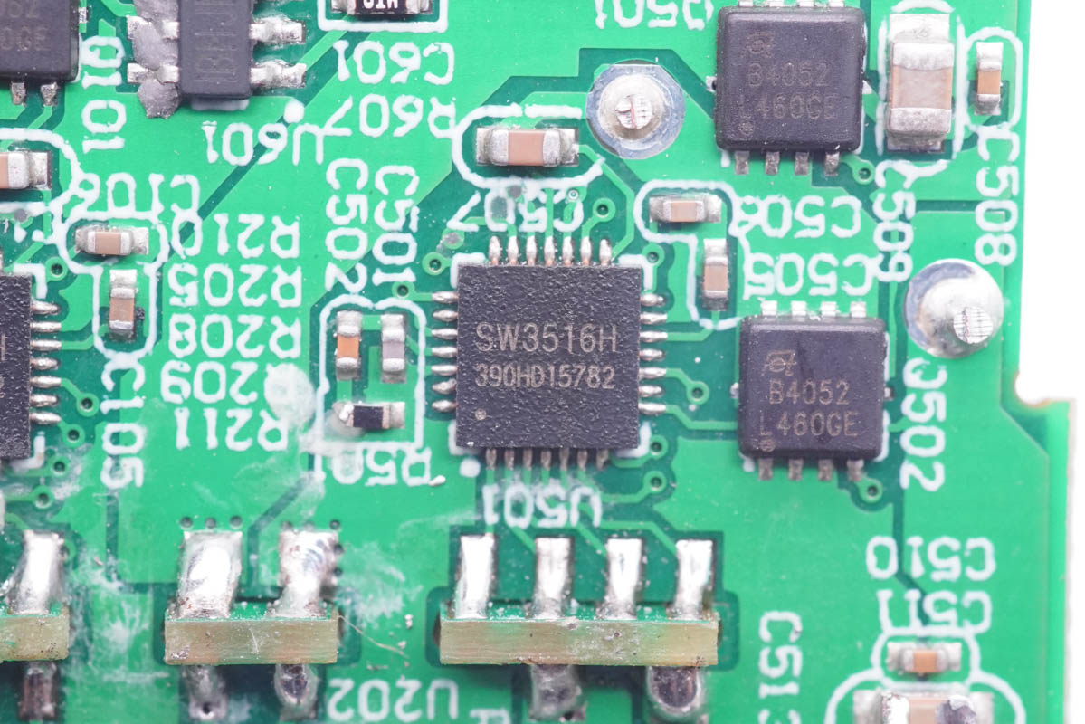 拆解报告:PiLOT今翔65W 2A2C四口快充氮化镓充电器AC06665-充电头网
