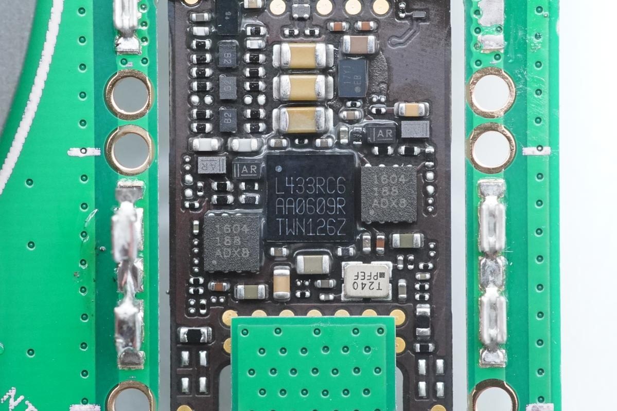 拆解报告：belkin贝尔金MFM认证三合一磁吸无线充电板WIZ016-充电头网