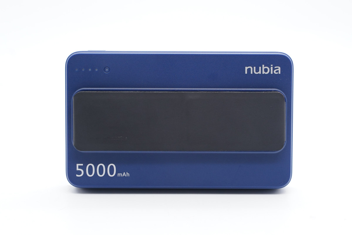 拆解报告：nubia努比亚10W磁吸无线充移动电源PA0001-充电头网