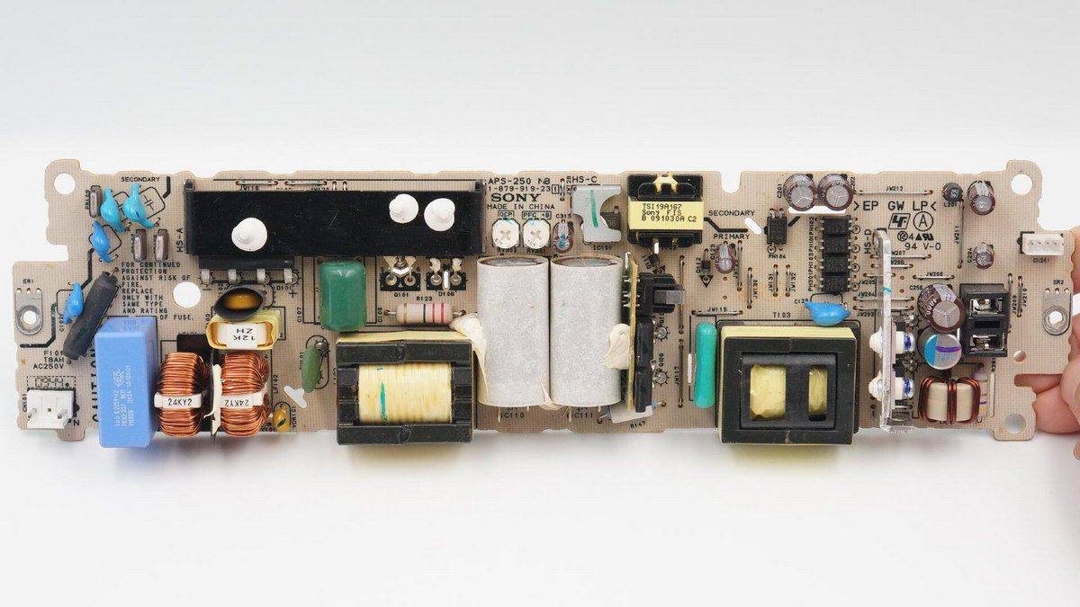拆解报告：SONY索尼PS3游戏主机216W电源APS-250-充电头网