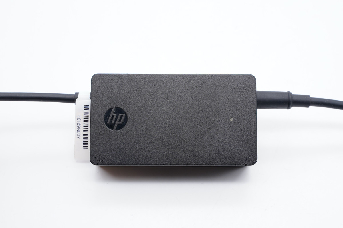 拆解报告:HP惠普60W车载扩充底座TPA-L601AA-充电头网
