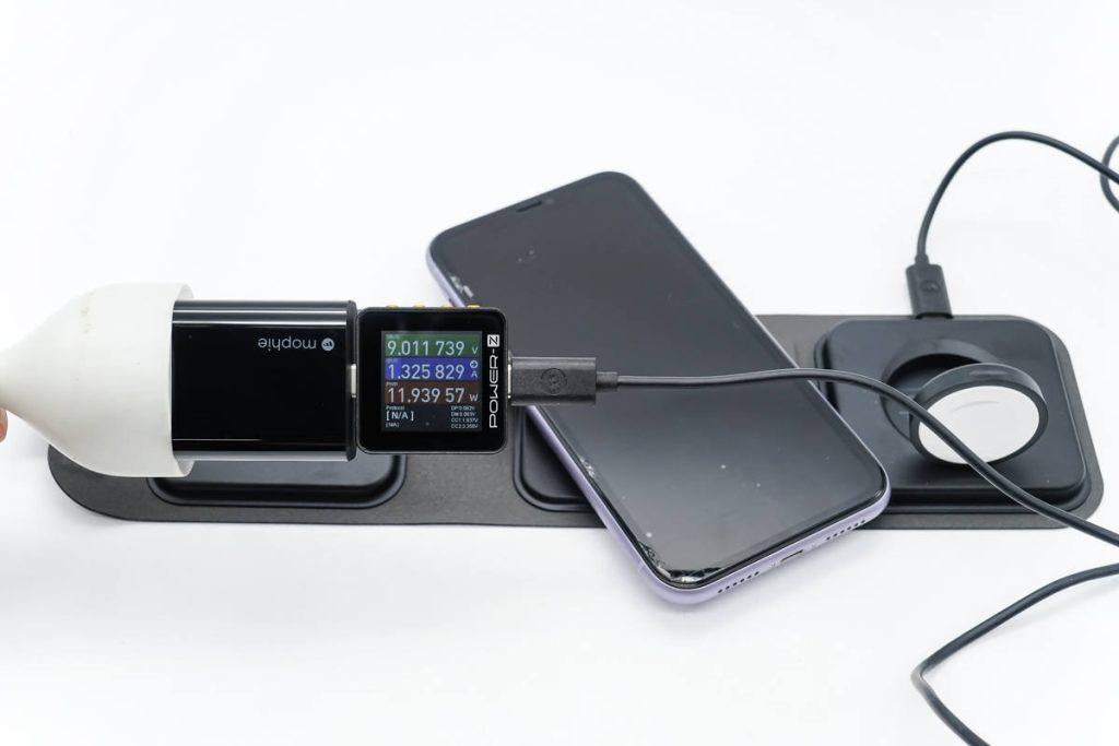 旅途中全家桶的充电卷轴,mophie 三合一磁吸无线充电器评测-充电头网