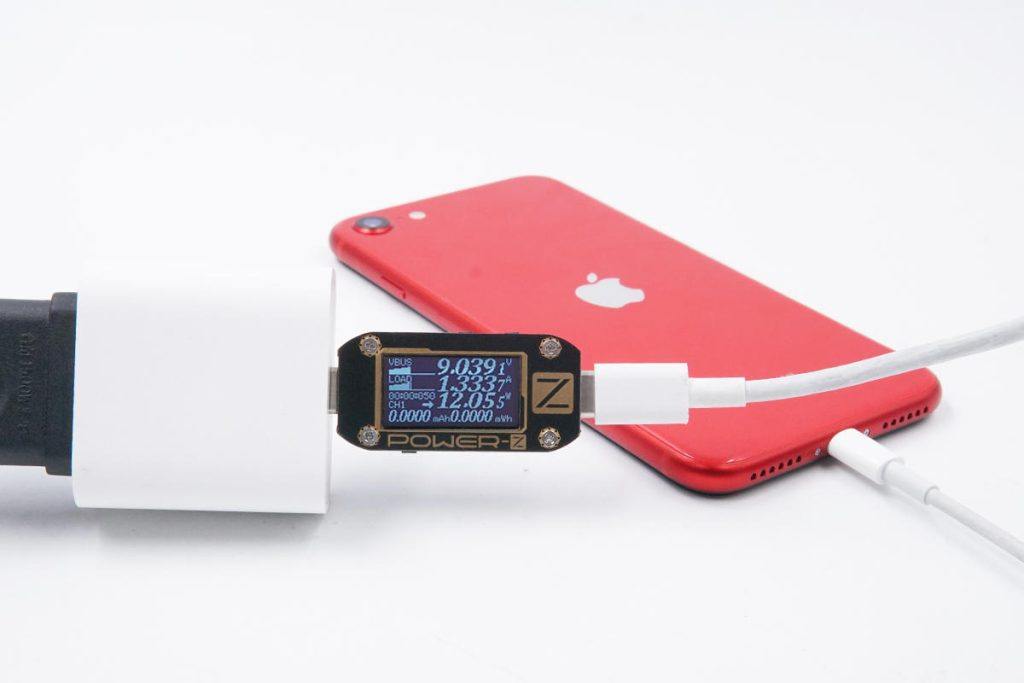 iPhone SE 祖孙三代同堂，细数这些SE充电的“进化”-充电头网