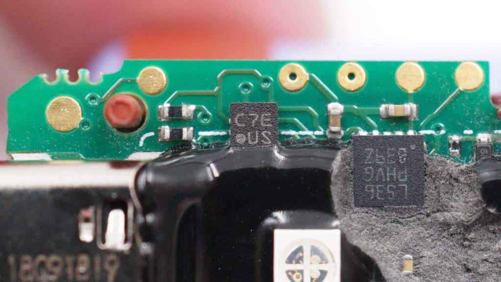 拆解报告：BOSCH博世YOUseries悠系列USB-C充电钻Drill-充电头网
