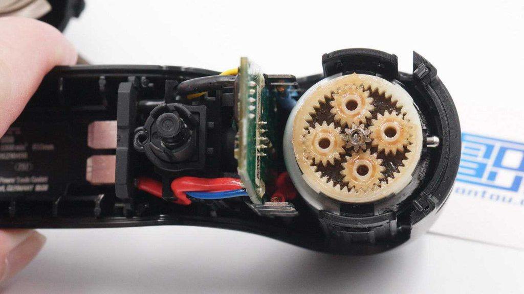 拆解报告:BOSCH博世YOUseries悠系列USB-C充电钻Drill-充电头网