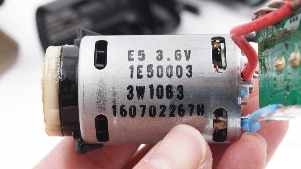 拆解报告：BOSCH博世YOUseries悠系列USB-C充电钻Drill-充电头网