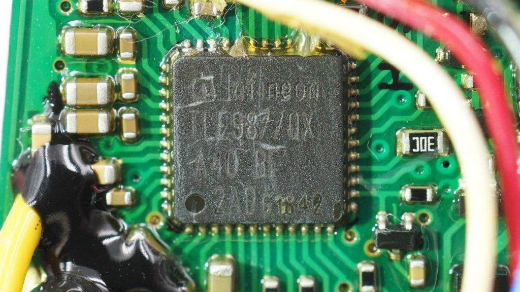 拆解报告:BOSCH博世YOUseries悠系列USB-C充电钻Drill-充电头网