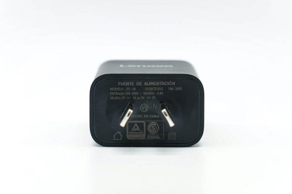 提前布局 iPhone 13，联想27W充电器评测-充电头网