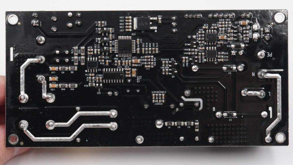 拆解报告:GACNE广汽2860W交流充电枪ZC-16VSP-充电头网