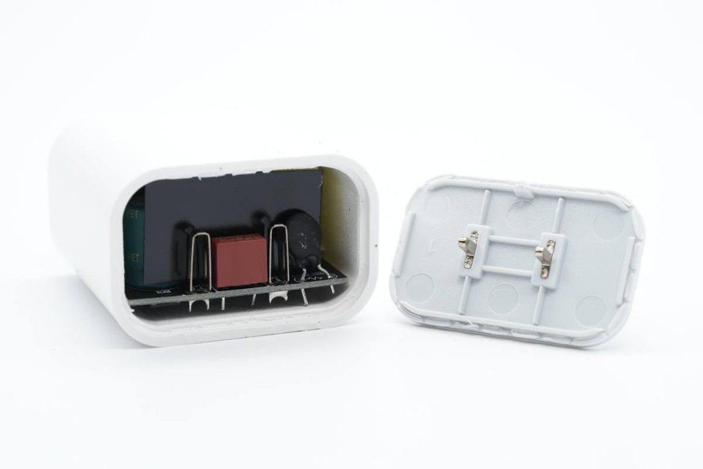 拆解报告:品硕30W PD快充充电器P023-充电头网