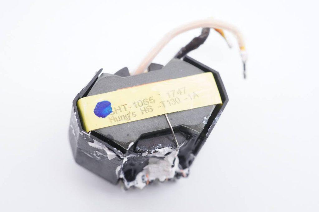 拆解报告:Lenovo联想27W PD快充充电器SC-36-充电头网