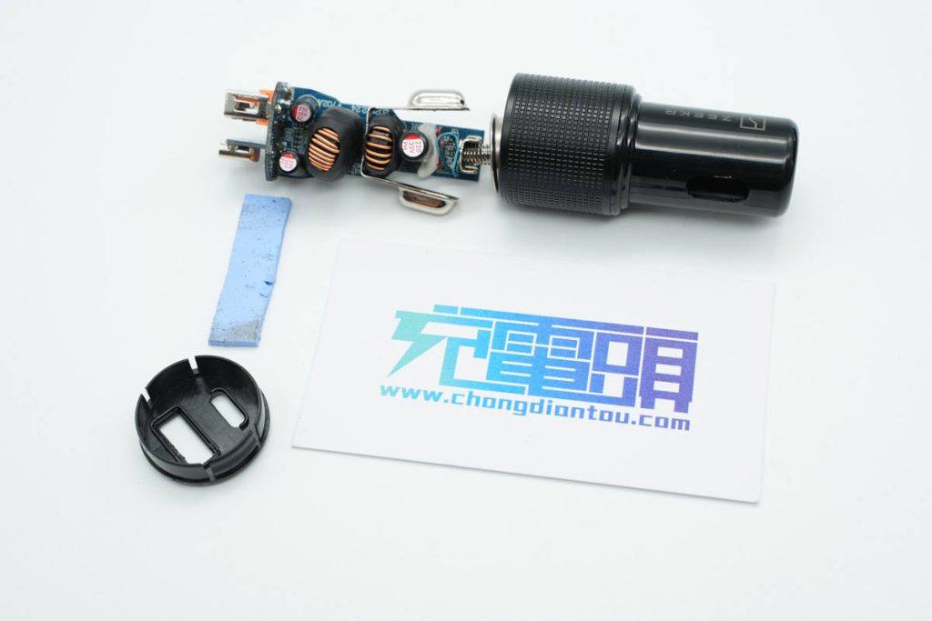 拆解报告:ZEEKR极氪83W 1A1C双口快充车充CQC10Z1A-充电头网
