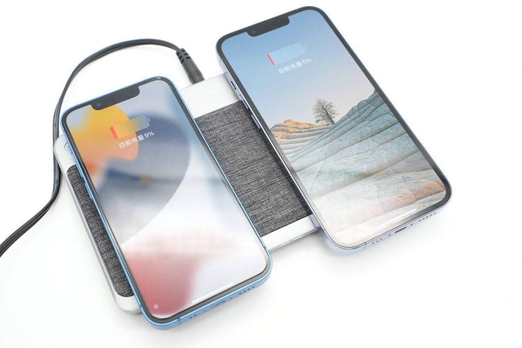 拆解报告:ALOGIC 18W 1A1C多设备无线充电站-充电头网