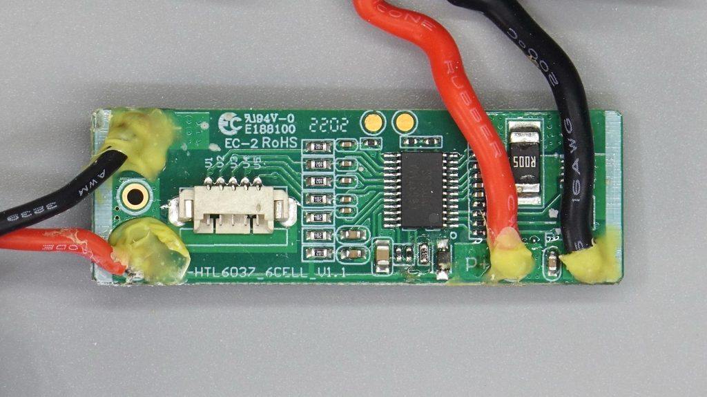 拆解报告:GADMEI 100W 2C1A双向快充移动电源T2100-充电头网