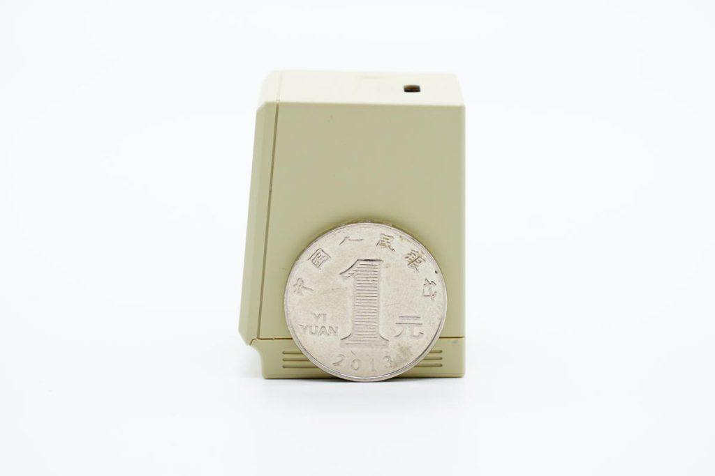 闪极Retro 35W充电器评测:屏屏有奇,小有可为-充电头网