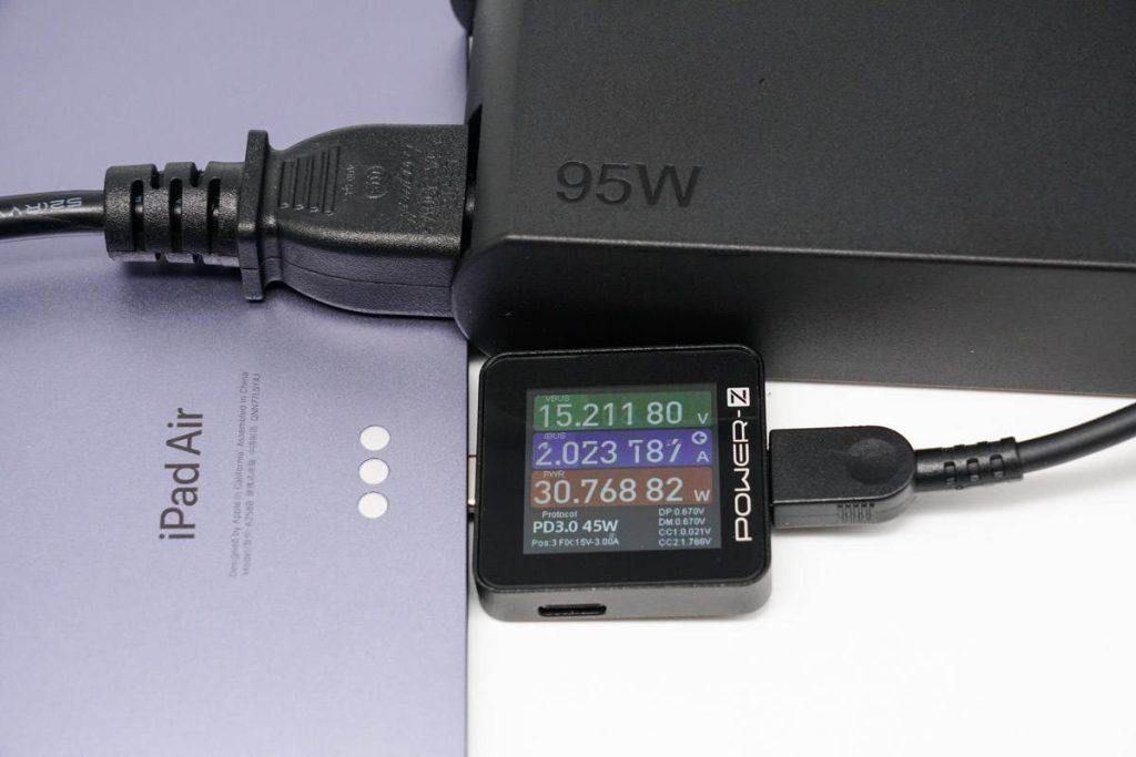 “梅花”与USB-C的结合同样轻盈,联想95W充电器评测-充电头网