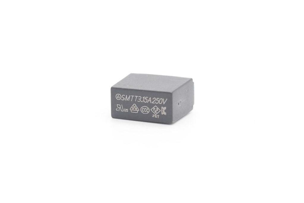 拆解报告:HKS华科生65W 2C1A快充充电器-充电头网