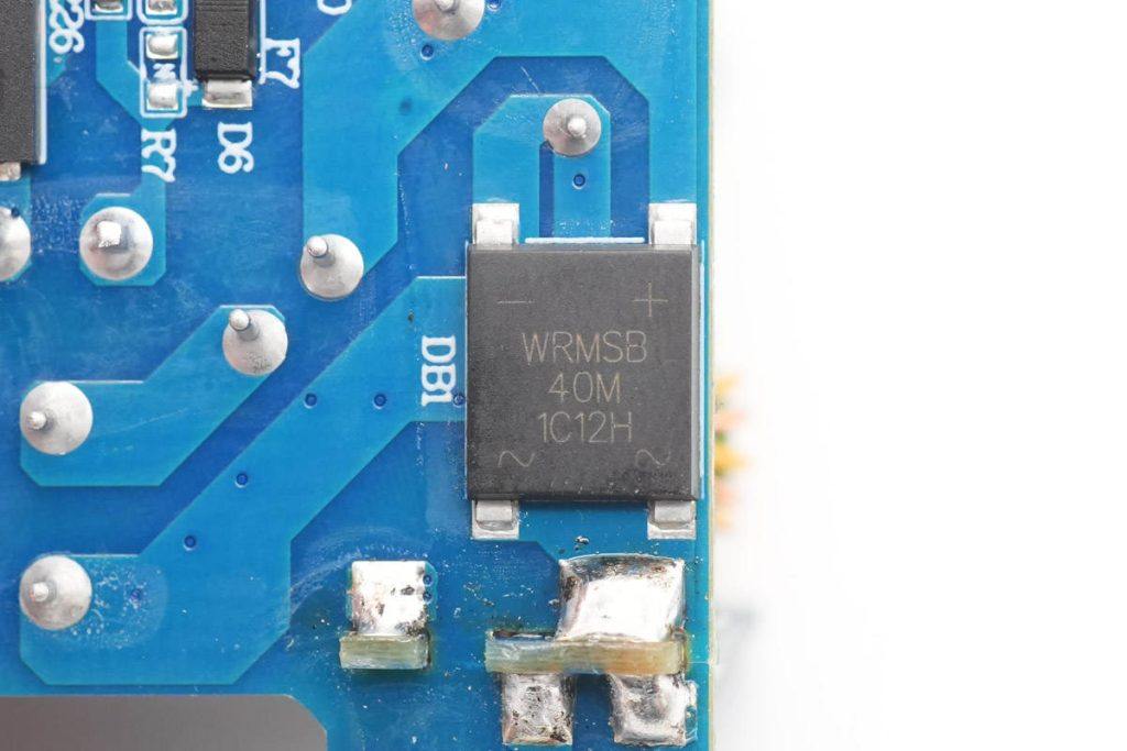 拆解报告:HKS华科生65W 2C1A快充充电器-充电头网
