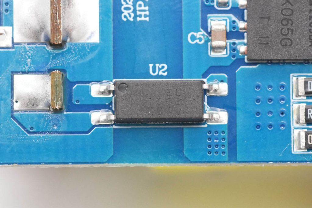 拆解报告:HKS华科生65W 2C1A快充充电器-充电头网