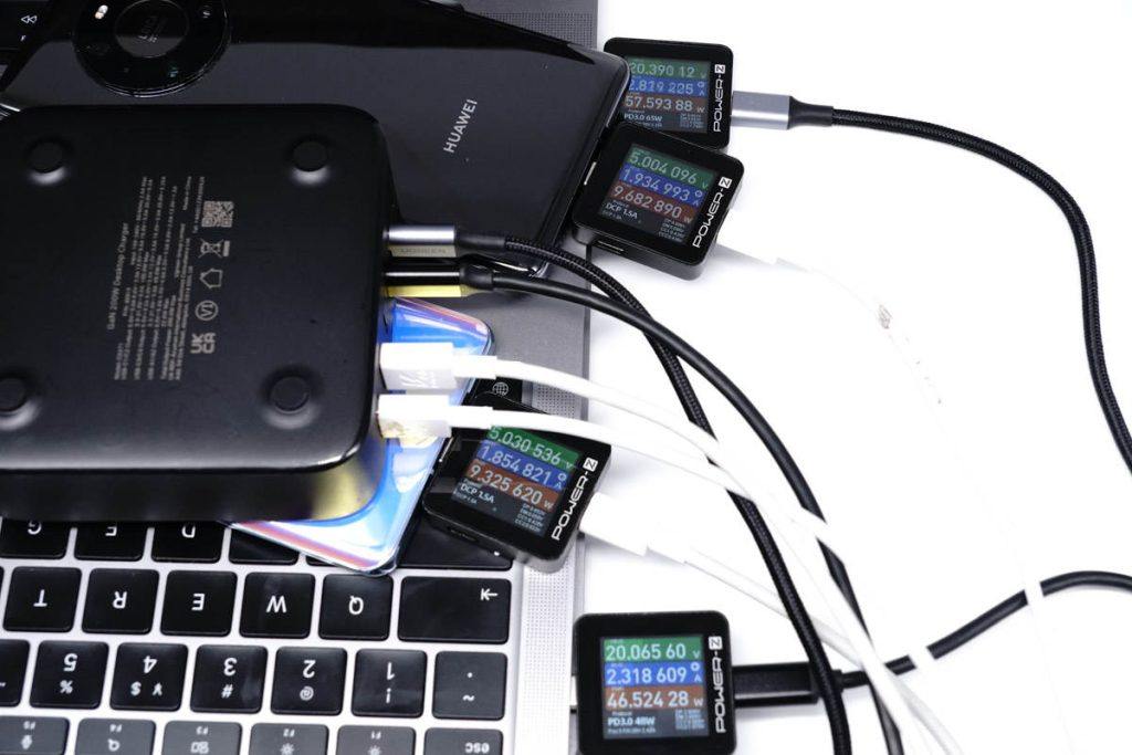 USB-C充电器的终点，六款设备同时快充，绿联200W桌面充评测-充电头网