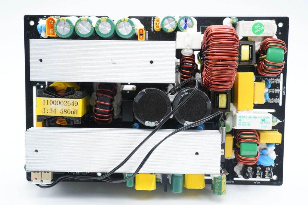 引入换电概念，吉立能1135W双向逆变户外电源拆解-充电头网