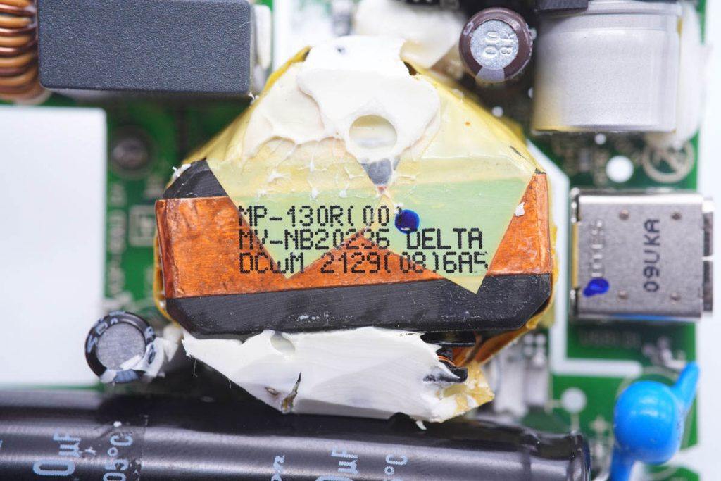 拆解报告：DELL戴尔60W USB-C充电器DA60NM200-充电头网