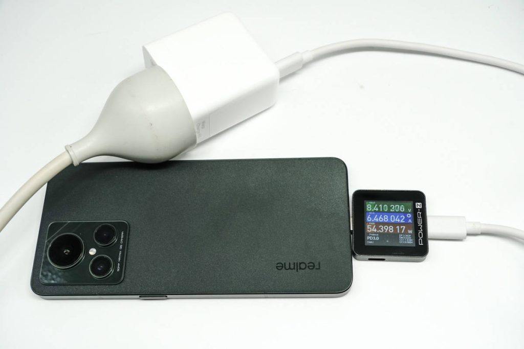 手机|真我GT2大师探索版充电评测：第一代骁龙?8+旗舰芯，100W快充拒绝发烧