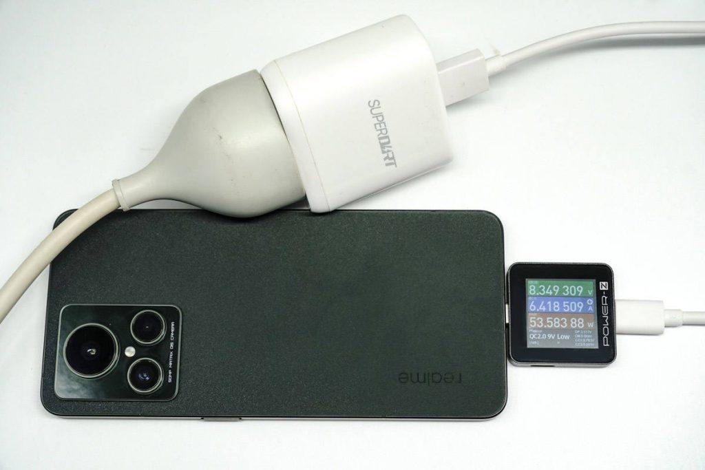 手机|真我GT2大师探索版充电评测：第一代骁龙?8+旗舰芯，100W快充拒绝发烧