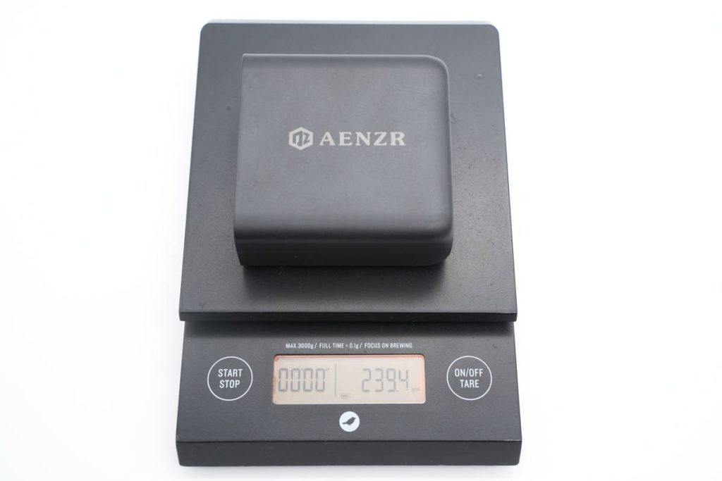 拆解报告：AENZR恩泽130W 4C口氮化镓充电器AZ1130-充电头网