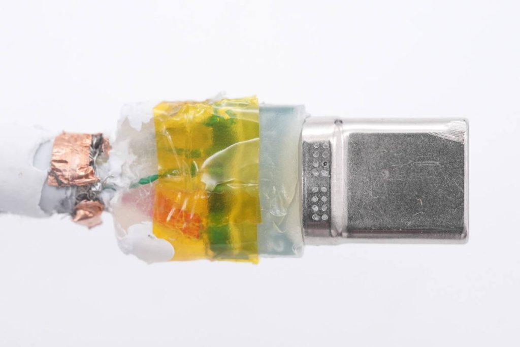 拆解报告:iQOO原装10A快充CC线-充电头网
