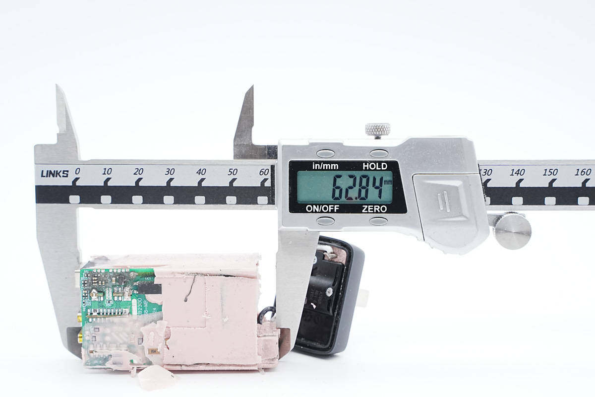 拆解报告:Anker安克65W 2C1A全氮化镓充电器A2668-充电头网