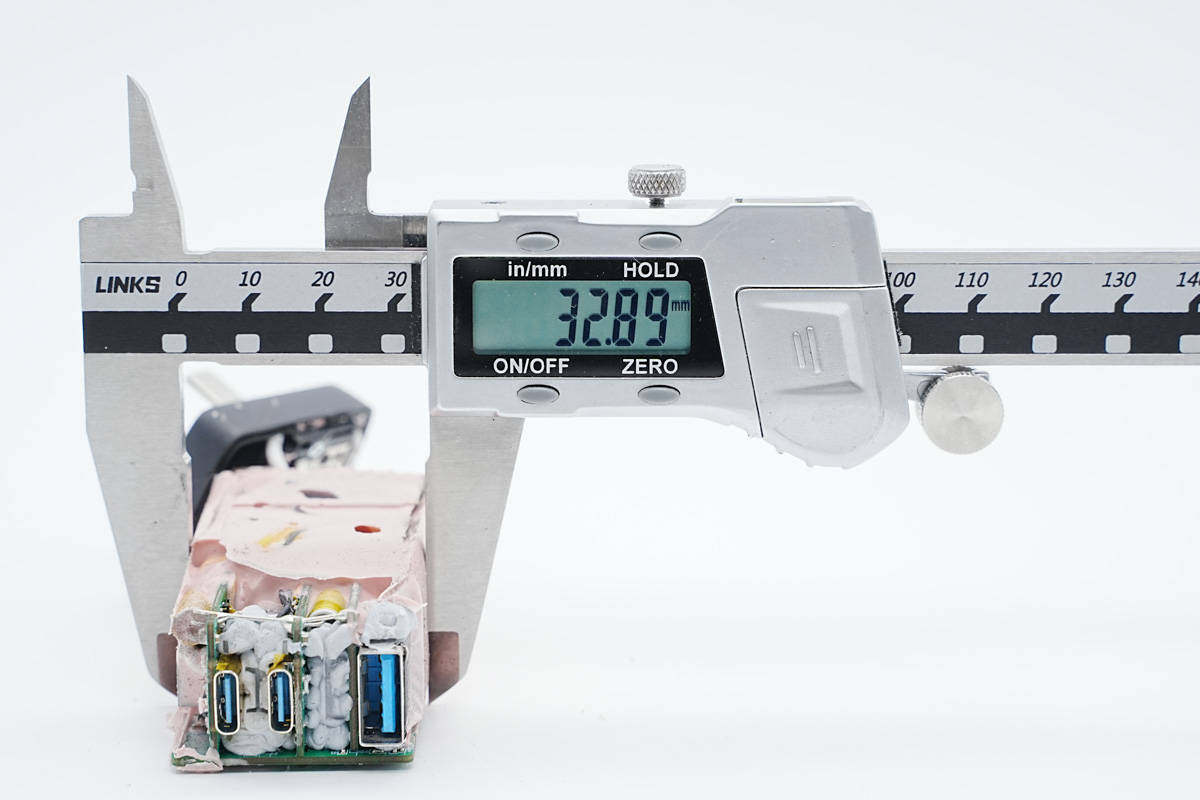 拆解报告:Anker安克65W 2C1A全氮化镓充电器A2668-充电头网