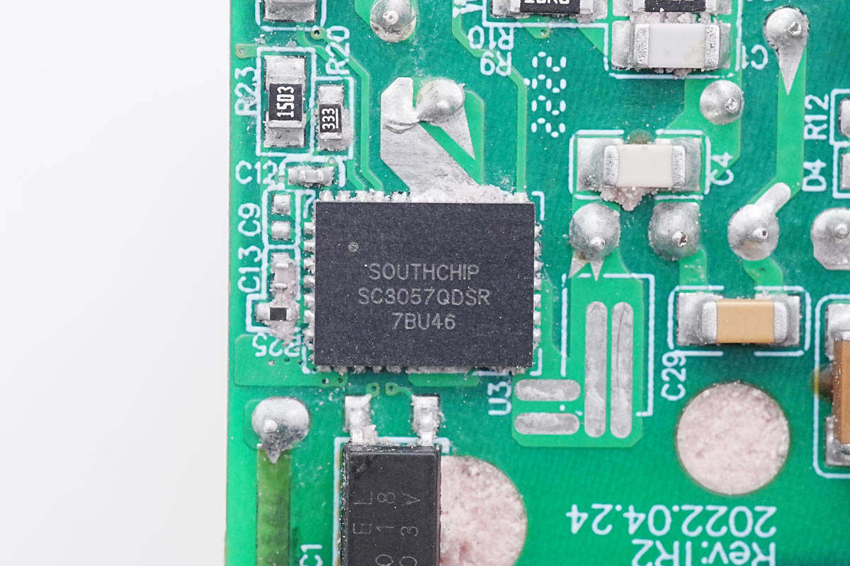 拆解报告:Anker安克65W 2C1A全氮化镓充电器A2668-充电头网