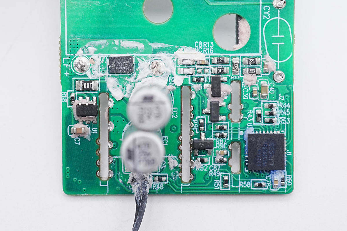 拆解报告:Anker安克65W 2C1A全氮化镓充电器A2668-充电头网
