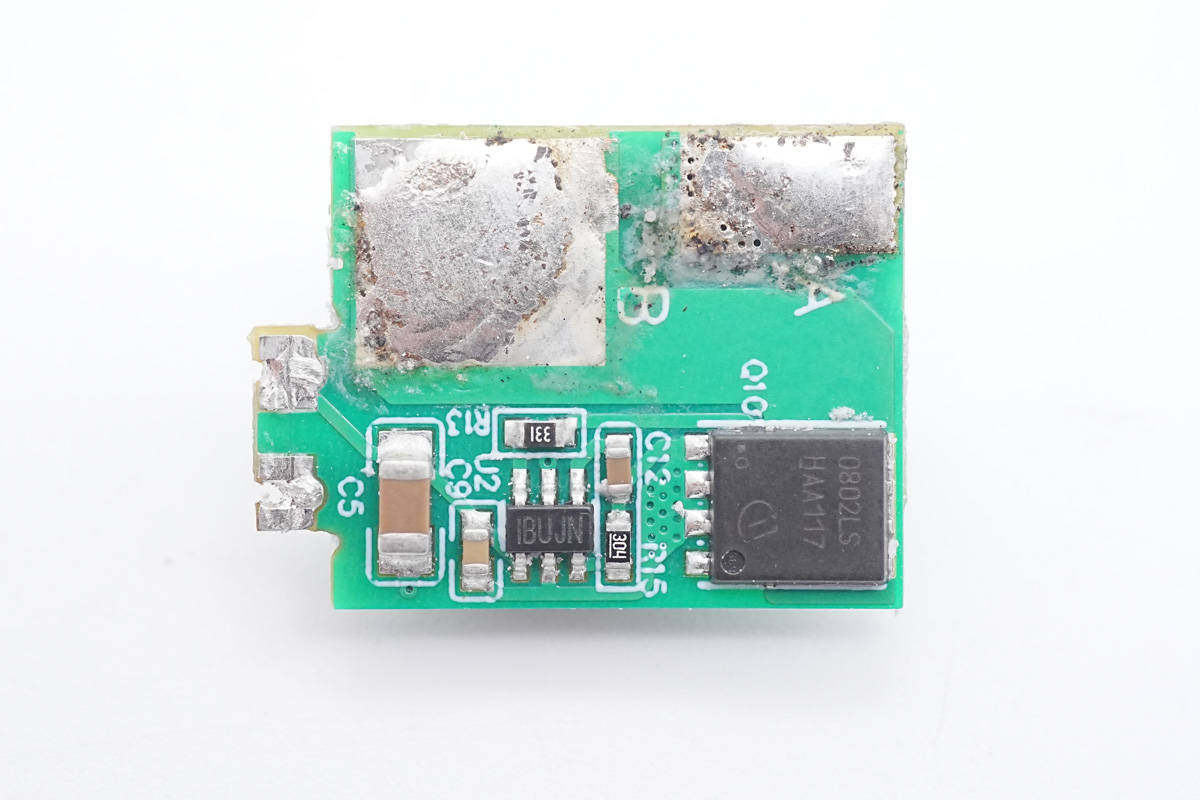 拆解报告：Anker安克140W USB-C氮化镓充电器A2341-充电头网