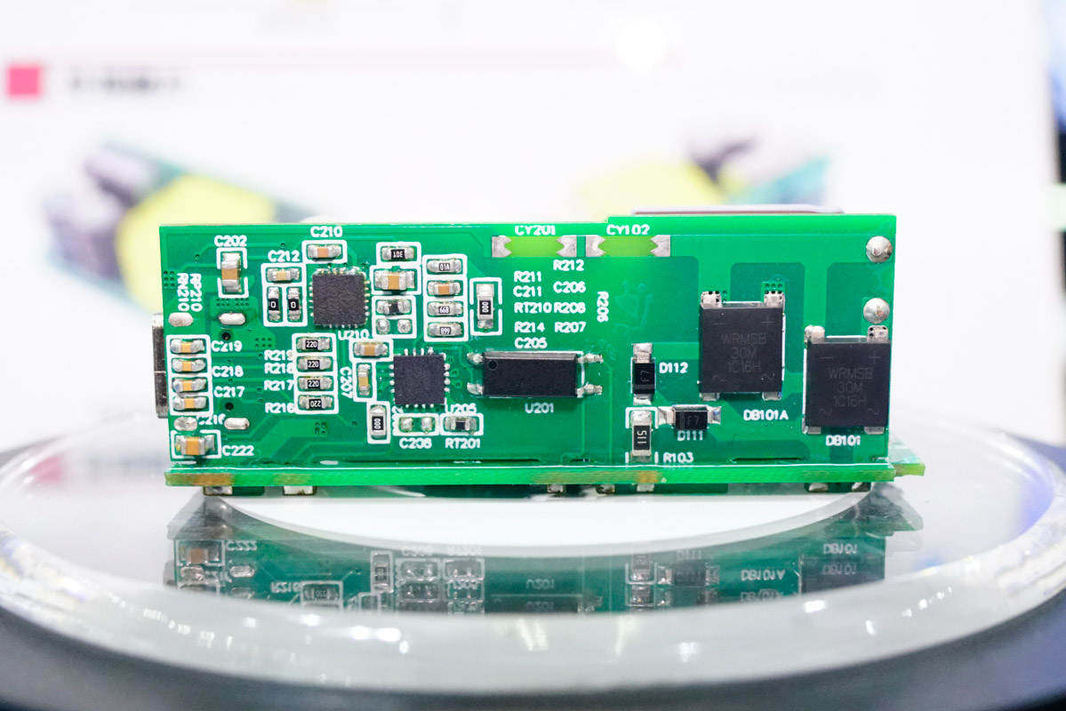 晶丰明源推出20~65W磁耦通信电源芯片-充电头网