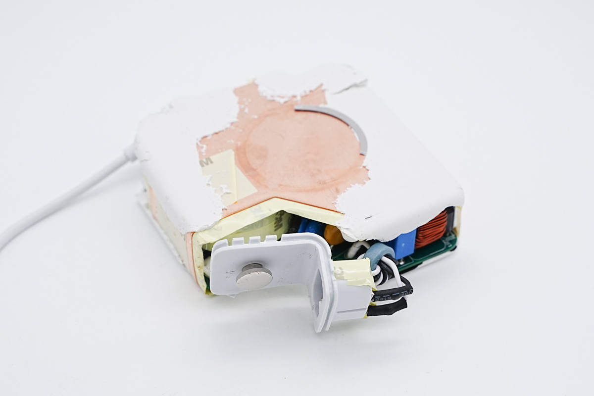 拆解报告：Apple苹果85W MagSafe 2充电器A1424-充电头网