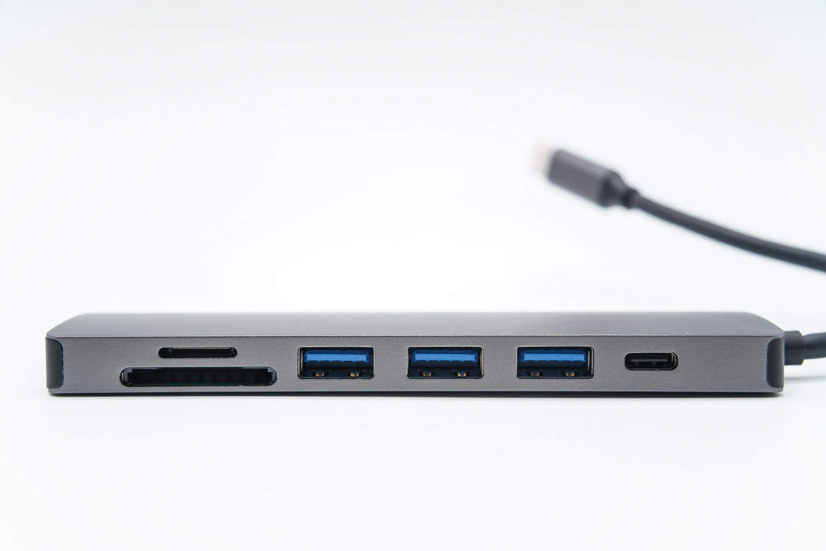 用一赠七，拓展设备该有的模样，mophie USB-C 七合一多功能集线器评测-充电头网