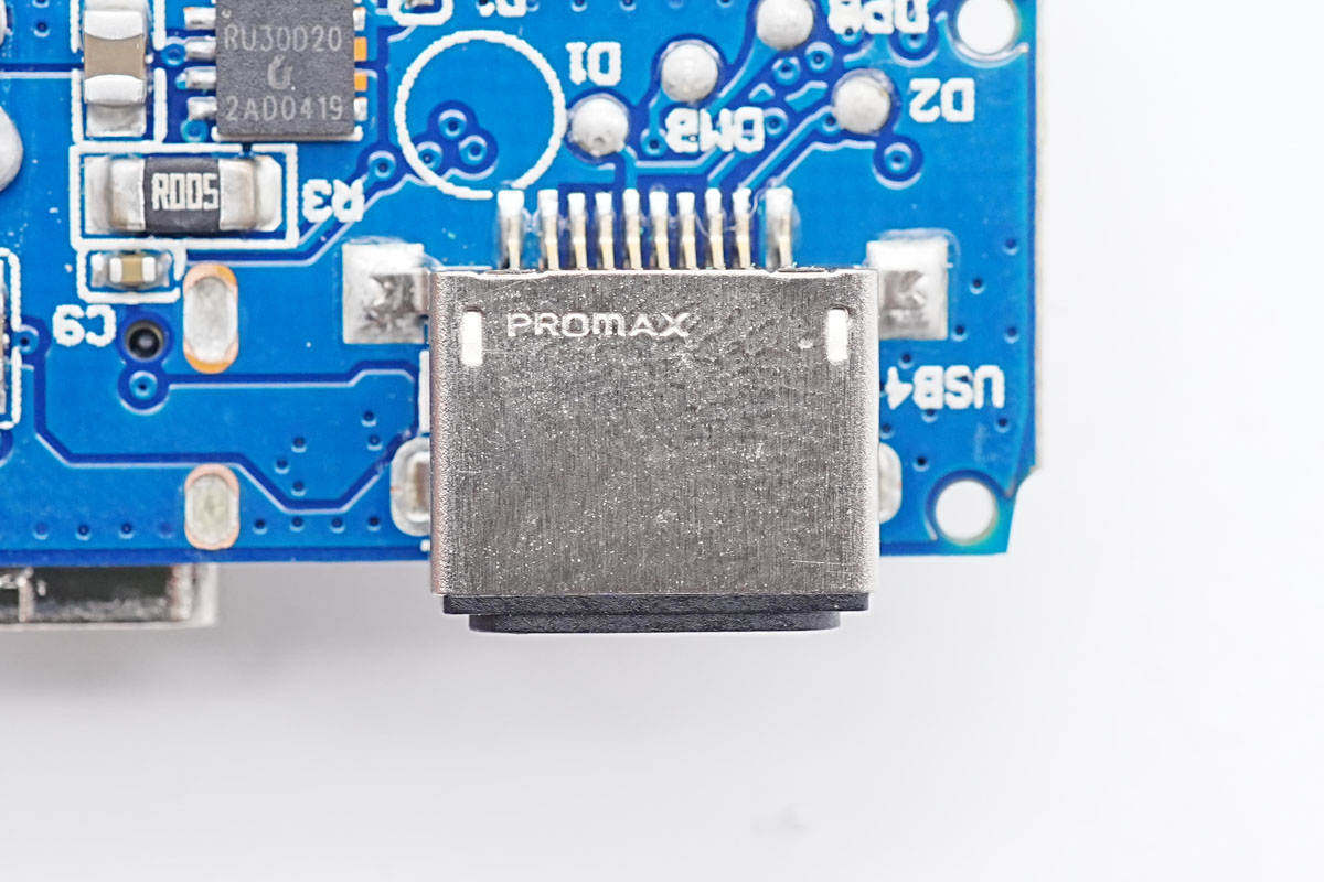 拆解报告:ROMOSS罗马仕30000mAh 30W移动电源PEA30-192-充电头网